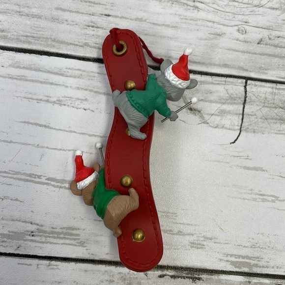 HALLMARK JUNGLE BELL BAND CHRISTMAS ORNAMENT VINTAGE 1994 - Picture 4 of 7